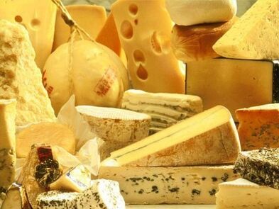 Les fromages dans l’alimentation d’un homme peuvent stimuler la puissance